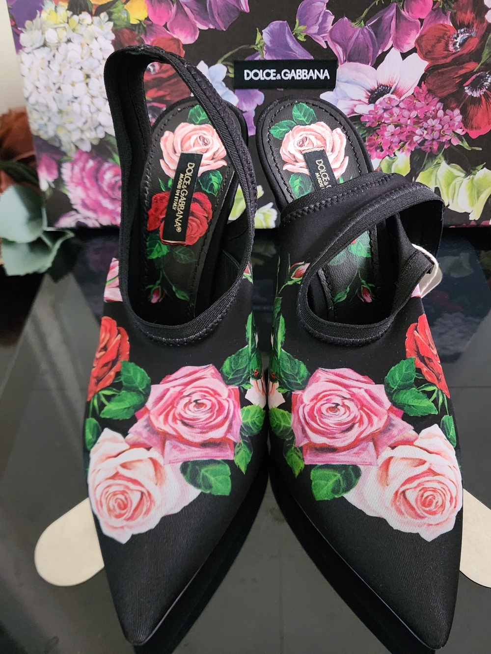 ‼️ON SALE‼️ New Dolce & Gabbana Black Slingback Pumps with Pink & Red Rose Print - Picture 3 of 13